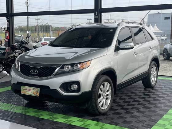 KIA SORENTO 2.4 S.253 4X2 16V GASOLINA 4P AUTOMÁTICO